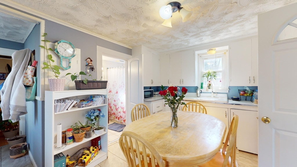 2 bed, 1 bath apartment for rent at 29 Dresser St Unit 1A, Southbridge — photo 6 of 21