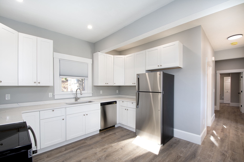 3 bed, 1 bath apartment for rent at 29 East Ave Unit 1, Whitman — photo 1 of 13