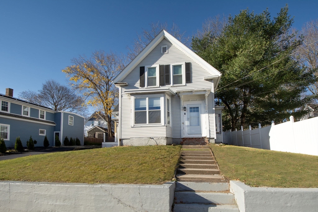 3 bed, 1 bath apartment for rent at 29 East Ave Unit 1, Whitman — photo 13 of 13