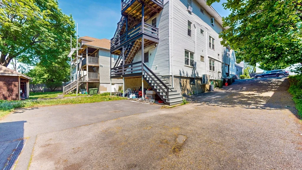 4 bed, 1 bath apartment for rent at 29 Fifield St Unit 29, Watertown — photo 18 of 23