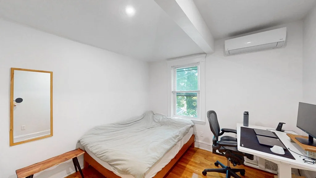 4 bed, 1 bath apartment for rent at 29 Fifield St Unit 29, Watertown — photo 20 of 23