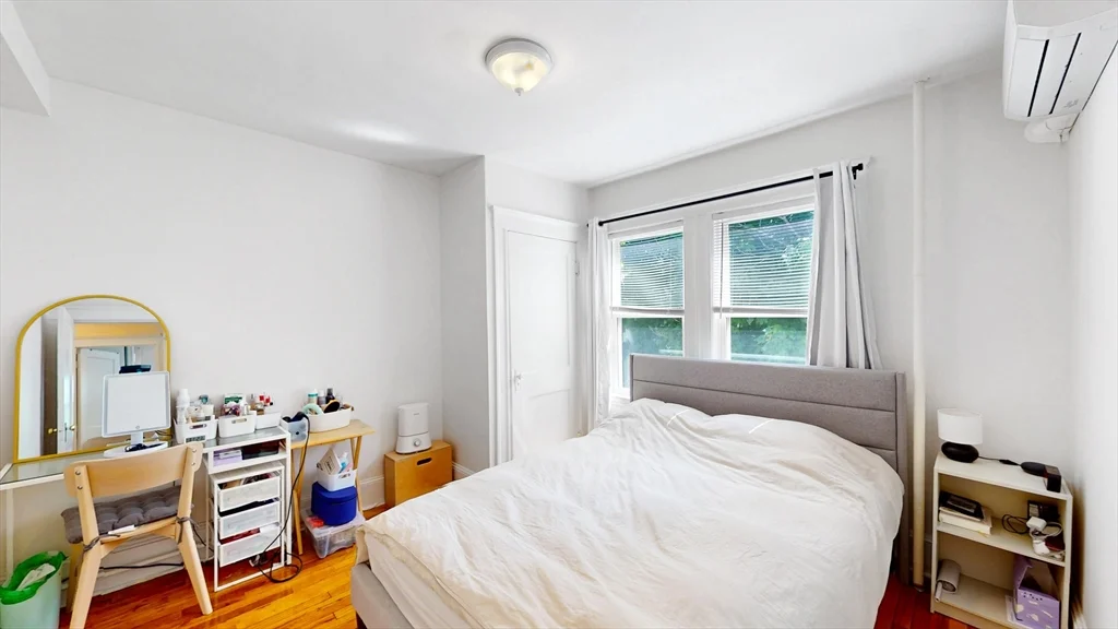 4 bed, 1 bath apartment for rent at 29 Fifield St Unit 29, Watertown — photo 12 of 23