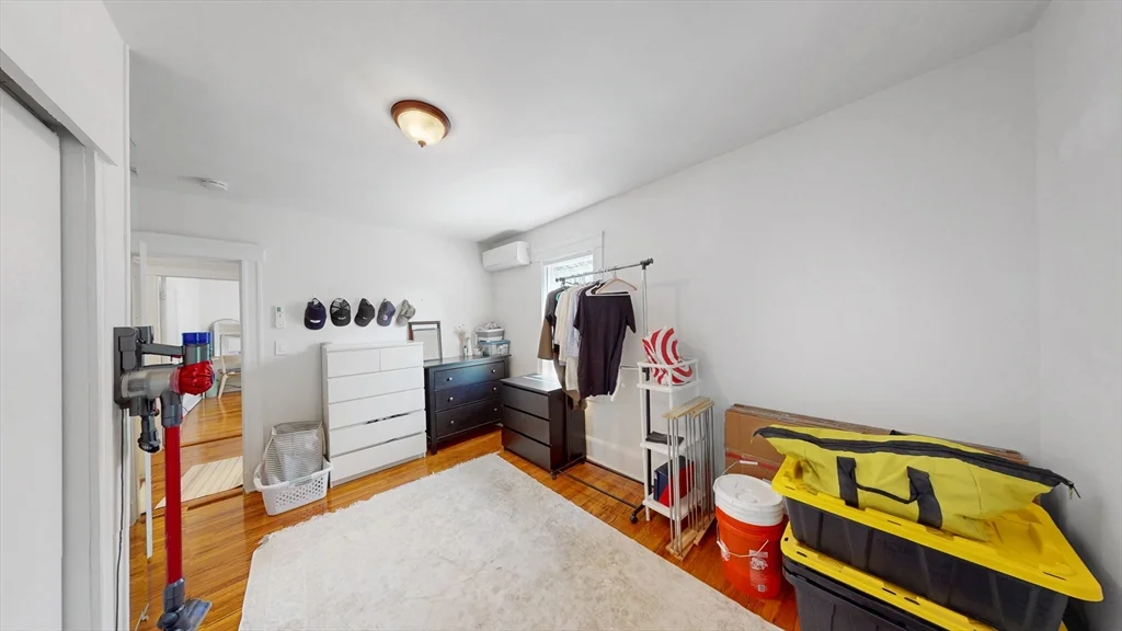 4 bed, 1 bath apartment for rent at 29 Fifield St Unit 29, Watertown — photo 10 of 23