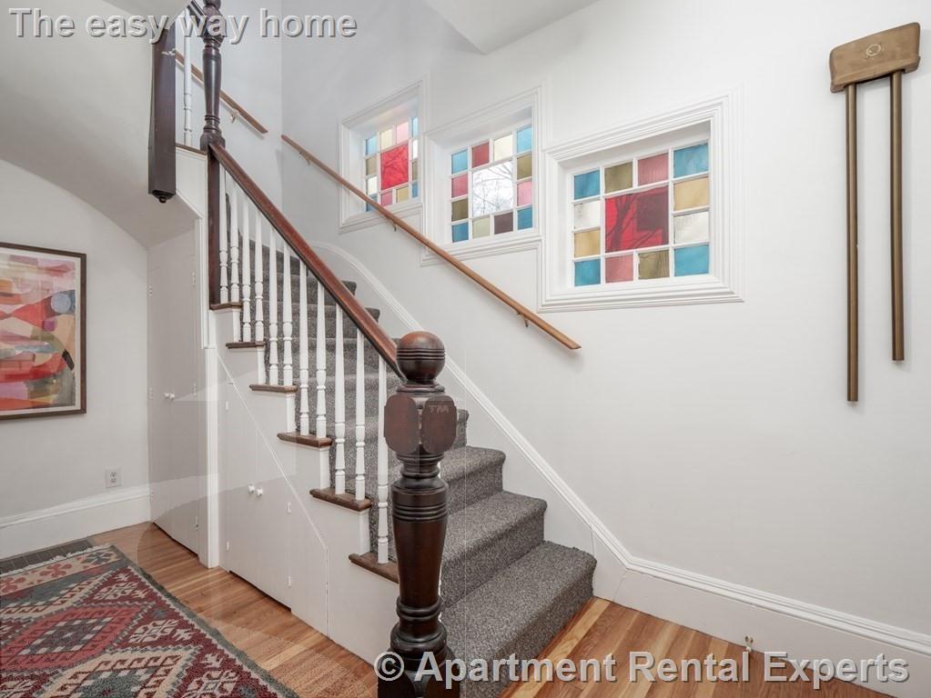 5 bed, 3 bath apartment for rent at 29 Florence St, Tufts — photo 17 of 21