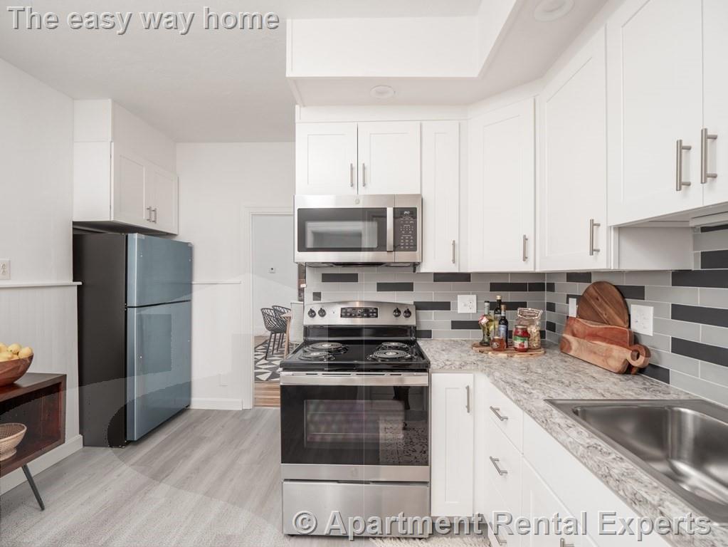 5 bed, 3 bath apartment for rent at 29 Florence St, Tufts — photo 4 of 21