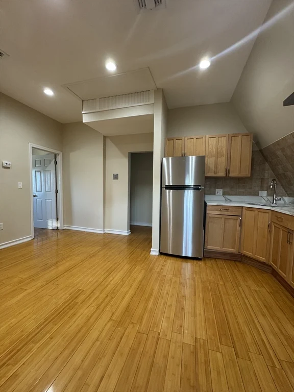 2 bed, 1 bath apartment for rent at 29 Forest Unit 3, Roxbury — photo 1 of 8