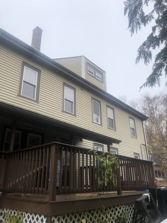 3 bed, 1 bath apartment for rent at 29 Franklin St Unit 1, Whitman — photo 3 of 23