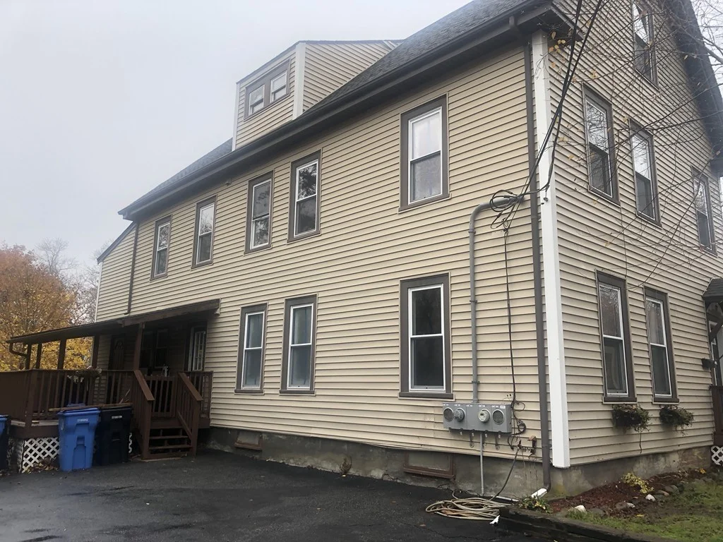 3 bed, 1 bath apartment for rent at 29 Franklin St Unit 1, Whitman — photo 2 of 23