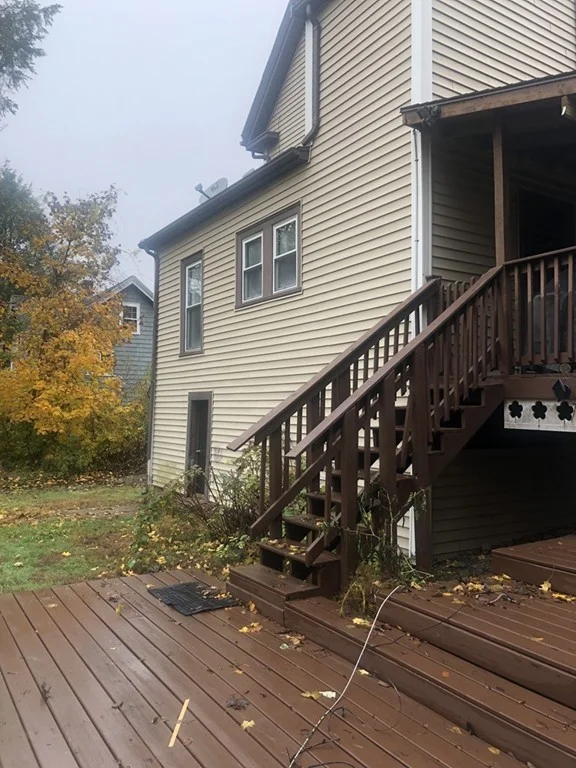 3 bed, 1 bath apartment for rent at 29 Franklin St Unit 1, Whitman — photo 4 of 23