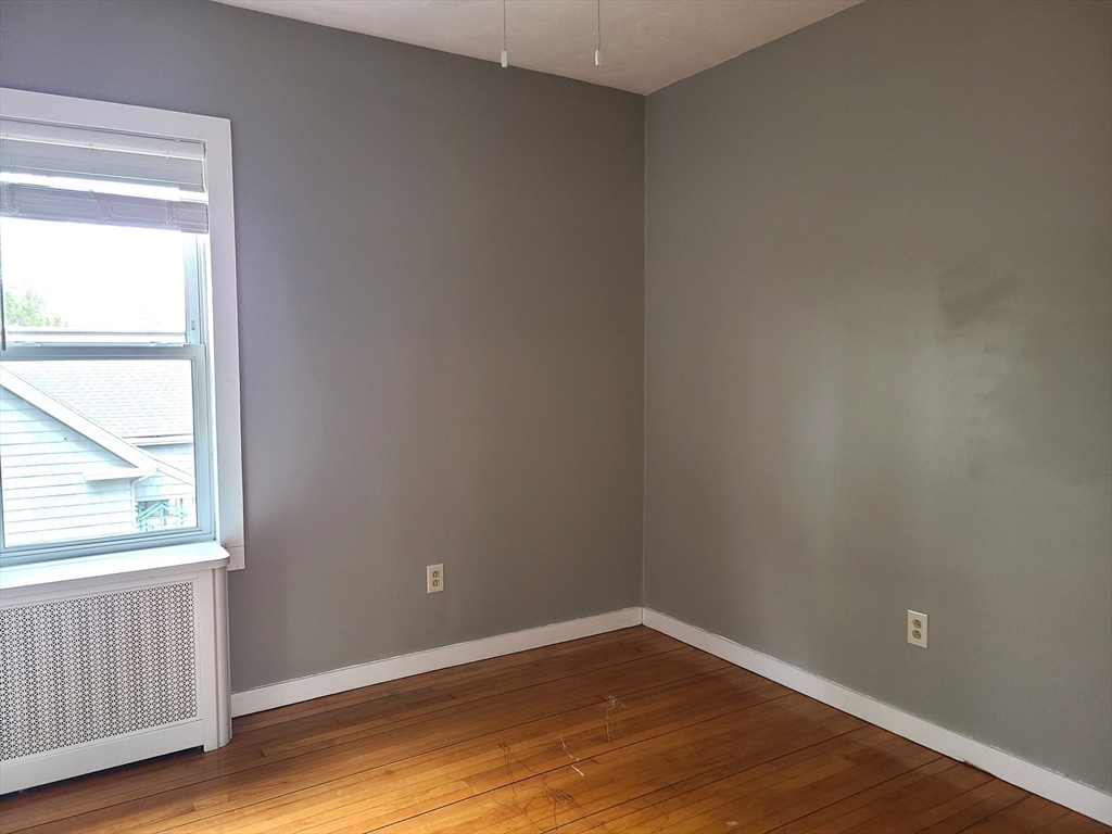 3 bed, 1 bath apartment for rent at 29 Franklin St Unit 2, Whitman — photo 13 of 19