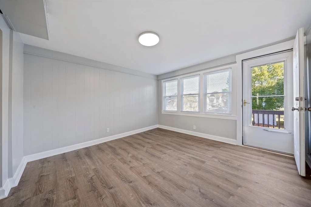 3 bed, 1 bath apartment for rent at 29 Freeman St Unit 7, Stoughton — photo 8 of 23
