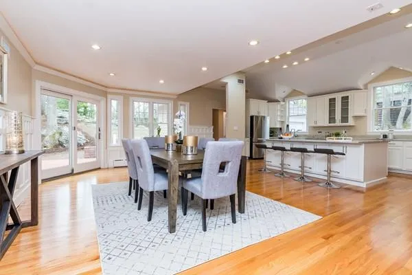 6 bed, 3.5 bath apartment for rent at 29 Gammons Rd Unit 1, Waban — photo 9 of 9