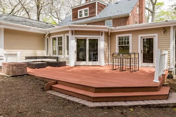 6 bed, 3.5 bath apartment for rent at 29 Gammons Rd Unit 1, Waban — photo 2 of 9
