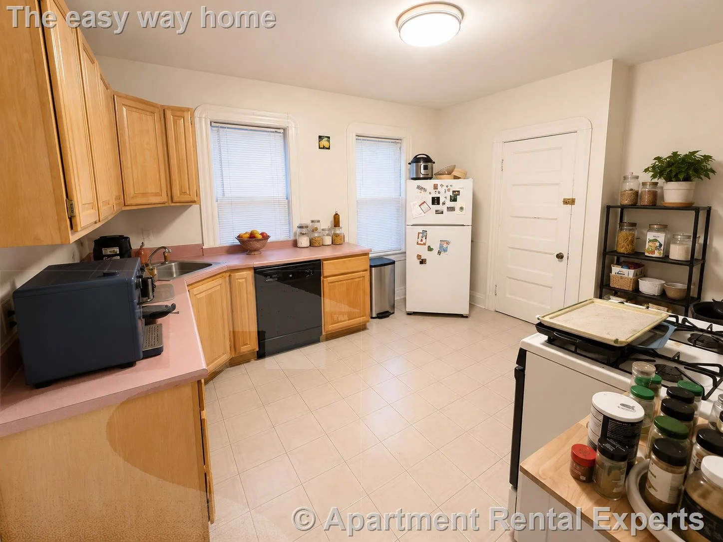 1 bed, 1 bath apartment for rent at 29 Gold Star Rd Unit 1, Davis Square — photo 1 of 6