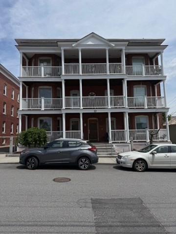 1 bed, 1 bath apartment for rent at 29 Graham St Unit B 1, Gardner — photo 1 of 16