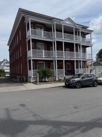 1 bed, 1 bath apartment for rent at 29 Graham St Unit B 1, Gardner — photo 12 of 16