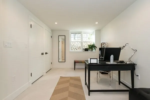 3 bed, 3 bath apartment for rent at 29 Grant Unit 29, Riverside — photo 16 of 18