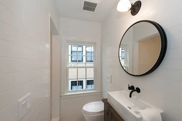 3 bed, 3 bath apartment for rent at 29 Grant Unit 29, Riverside — photo 13 of 18