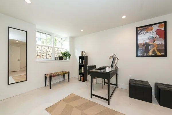 3 bed, 3 bath apartment for rent at 29 Grant Unit 29, Riverside — photo 17 of 18