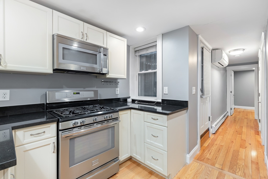 2 bed, 2 bath apartment for rent at 29 Grove St Unit 1, Beacon Hill — photo 1 of 18