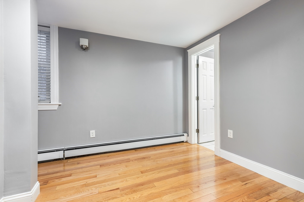2 bed, 2 bath apartment for rent at 29 Grove St Unit 1, Beacon Hill — photo 10 of 18
