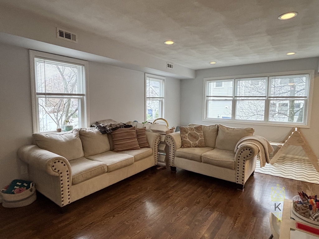 3 bed, 2 bath apartment for rent at 29 Harrison St Unit B, Roslindale