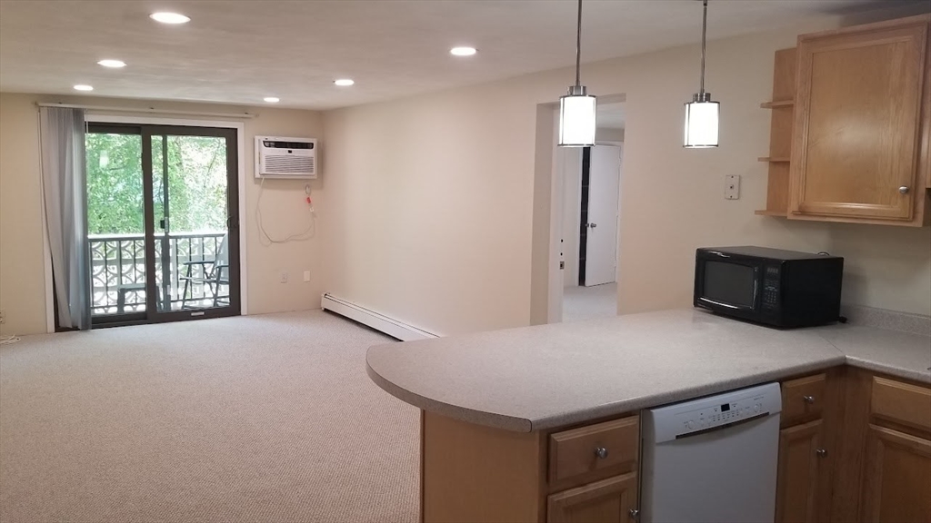 2 bed, 2 bath apartment for rent at 29 Harvard Ave Unit 33, Medford — photo 1 of 10