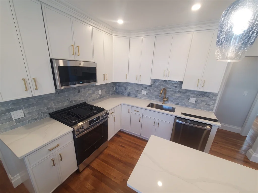 2 bed, 1 bath apartment for rent at 29 Helena Rd Unit 1, Dorchester — photo 2 of 16