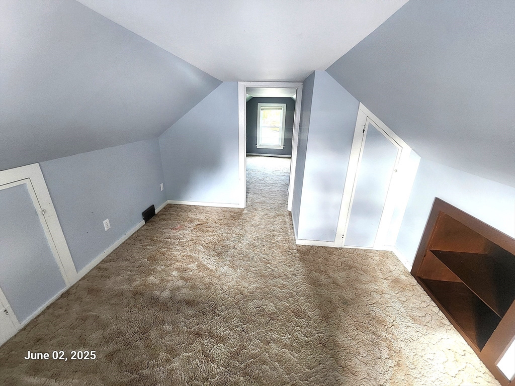 3 bed, 1 bath apartment for rent at 29 Highland Park Rd, Rutland — photo 6 of 9