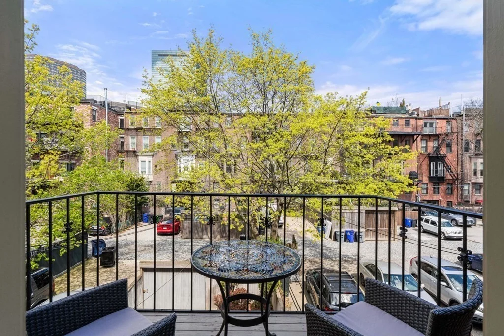 2 bed, 2 bath apartment for rent at 29 Holyoke St Unit 2, South End — photo 11 of 14