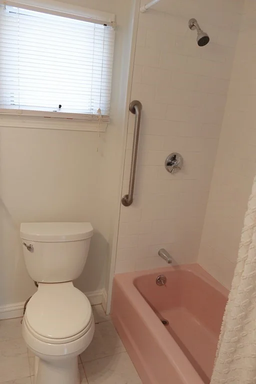 2 bed, 1 bath apartment for rent at 29 Irving Unit 1, Winchester — photo 7 of 9