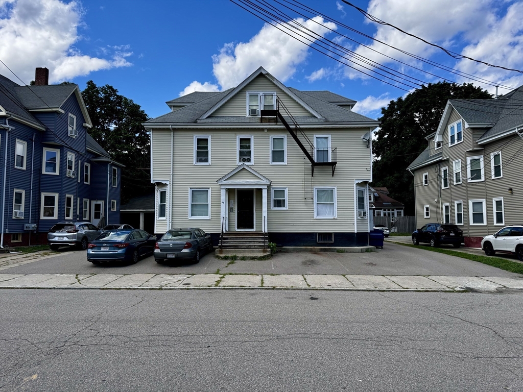 Studio bed, 1 bath apartment for rent at 29 John St Unit 1, Attleboro — photo 2 of 10