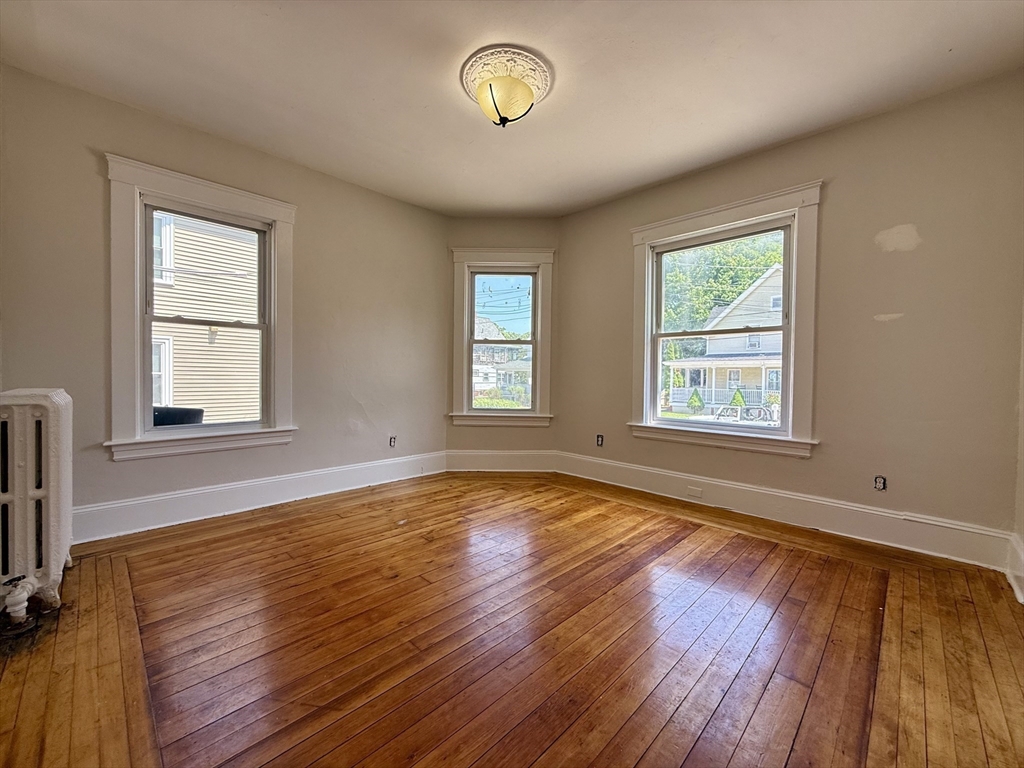 Studio bed, 1 bath apartment for rent at 29 John St Unit 1, Attleboro — photo 4 of 10
