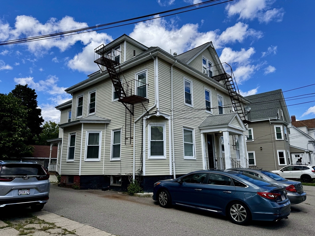 Studio bed, 1 bath apartment for rent at 29 John St Unit 1, Attleboro — photo 3 of 10