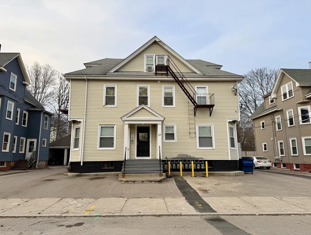 Studio bed, 1 bath apartment for rent at 29 John St Unit 4, Attleboro — photo 13 of 14