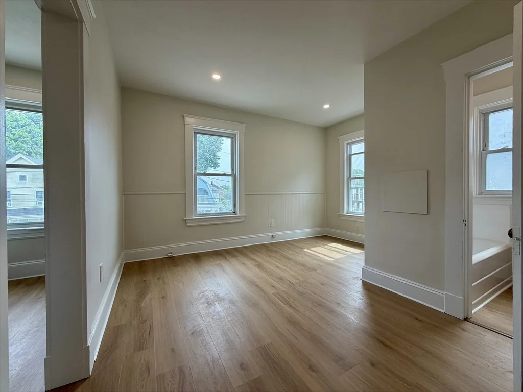 Studio bed, 1 bath apartment for rent at 29 John St Unit 4, Attleboro — photo 5 of 14