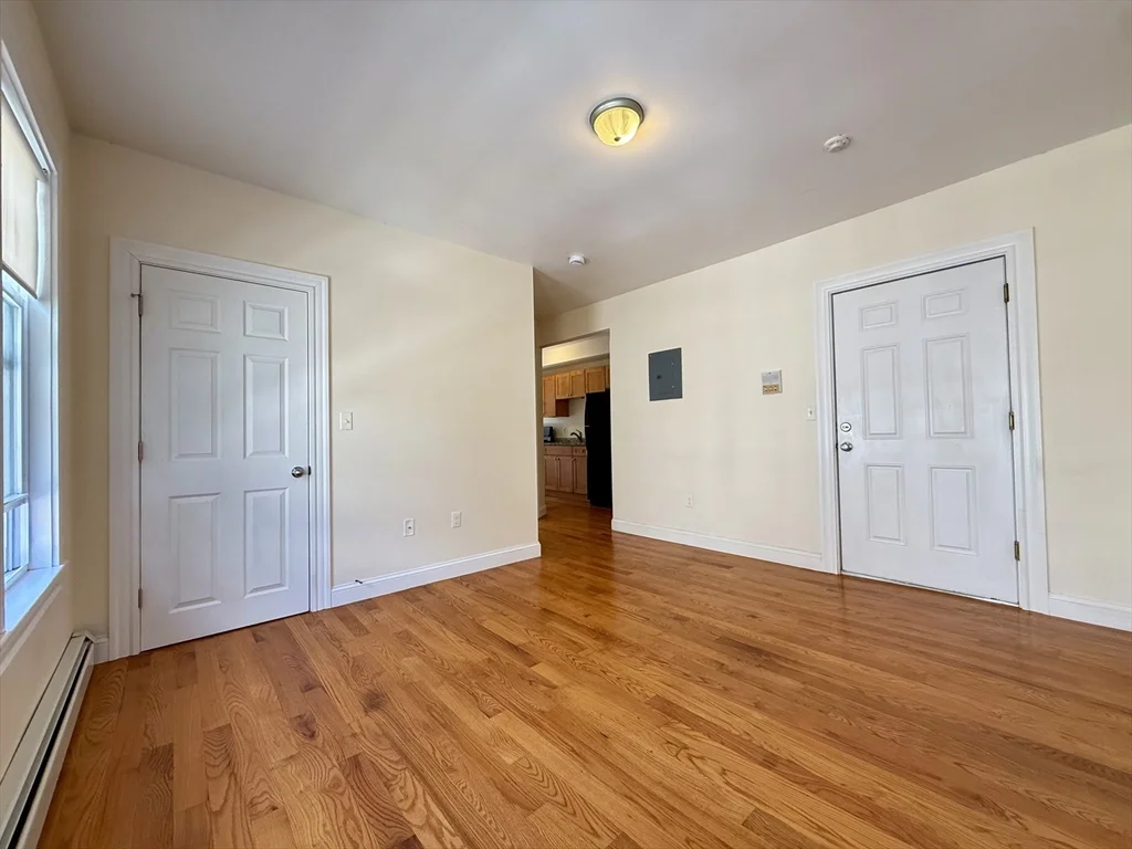 1 bed, 1 bath apartment for rent at 29 John St Unit 7, Attleboro — photo 4 of 11