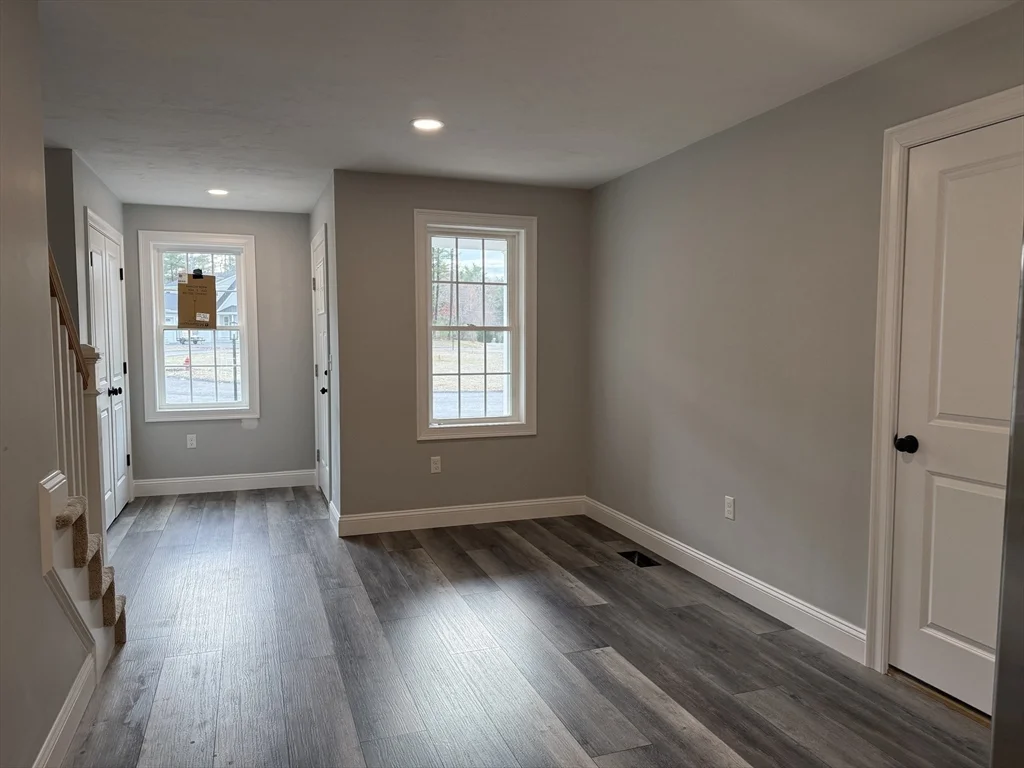 4 bed, 2 bath apartment for rent at 29 Kashmir's Way Unit 29, Middleborough — photo 9 of 41