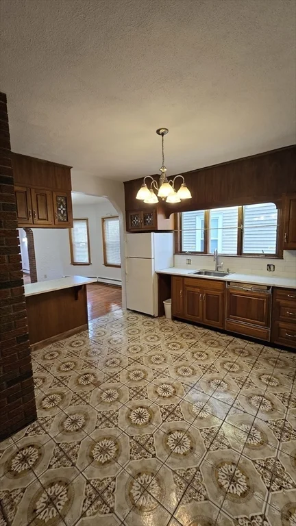 2 bed, 1 bath apartment for rent at 29 Lambert St Unit 1, Medford — photo 3 of 15