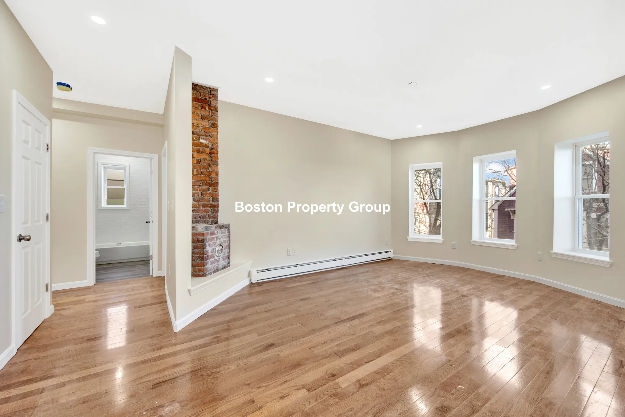 4 bed, 1.5 bath apartment for rent at 29 Lambert St Unit 4, Roxbury — photo 3 of 16