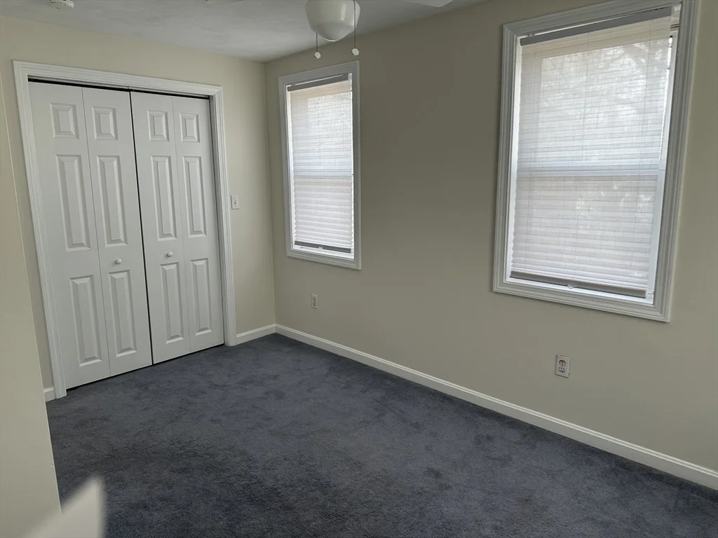 2 bed, 1 bath apartment for rent at 29 Lanark Rd, Arlington Heights — photo 11 of 13