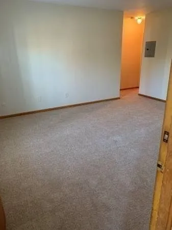 1 bed, 1 bath apartment for rent at 29 Leo Ln Unit 0, Avon — photo 6 of 8