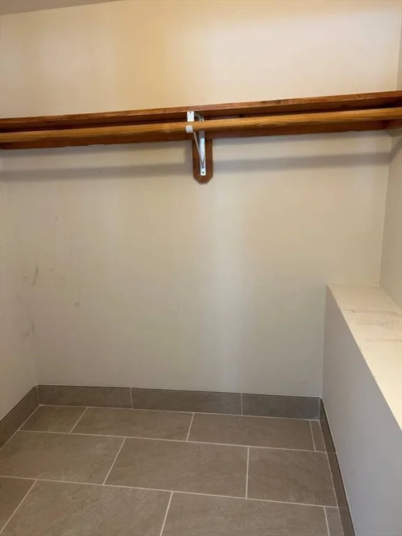 1 bed, 1 bath apartment for rent at 29 Leo Ln Unit 12, Avon — photo 7 of 7