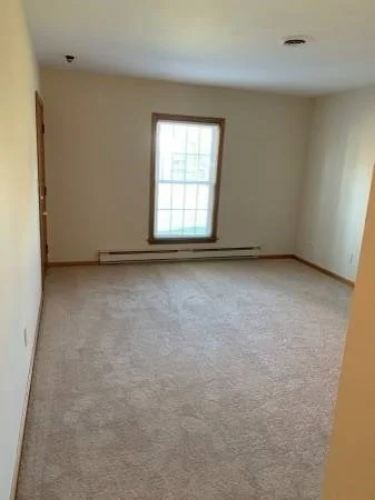 1 bed, 1 bath apartment for rent at 29 Leo Ln Unit 16, Avon — photo 5 of 8