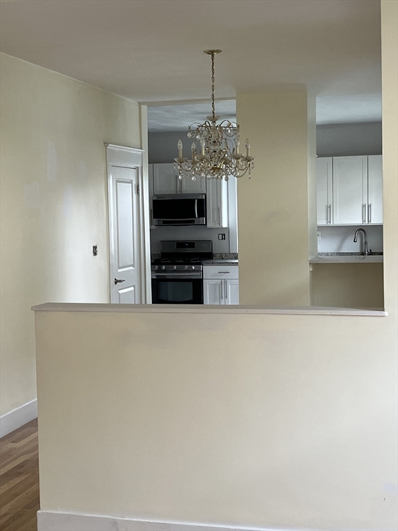 2 bed, 1 bath apartment for rent at 29 Lincoln St Unit 1, Stoneham — photo 6 of 20