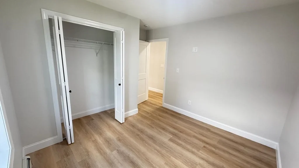 4 bed, 1 bath apartment for rent at 29 Lynn St Unit 2, Lawrence — photo 12 of 23