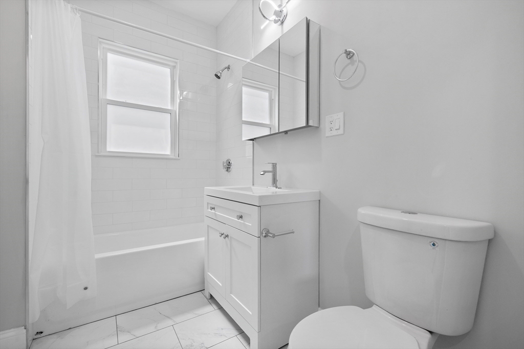 4 bed, 1 bath apartment for rent at 29 Magnolia St Unit 2, Dorchester — photo 16 of 18