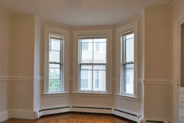 1 bed, 1 bath apartment for rent at 29 Maple St Unit 29-1L, South Side — photo 4 of 6