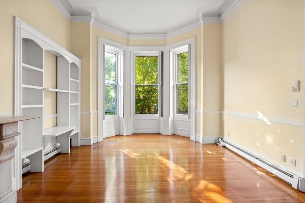 1 bed, 1 bath apartment for rent at 29 Marlborough St Unit 3, Back Bay — photo 3 of 11