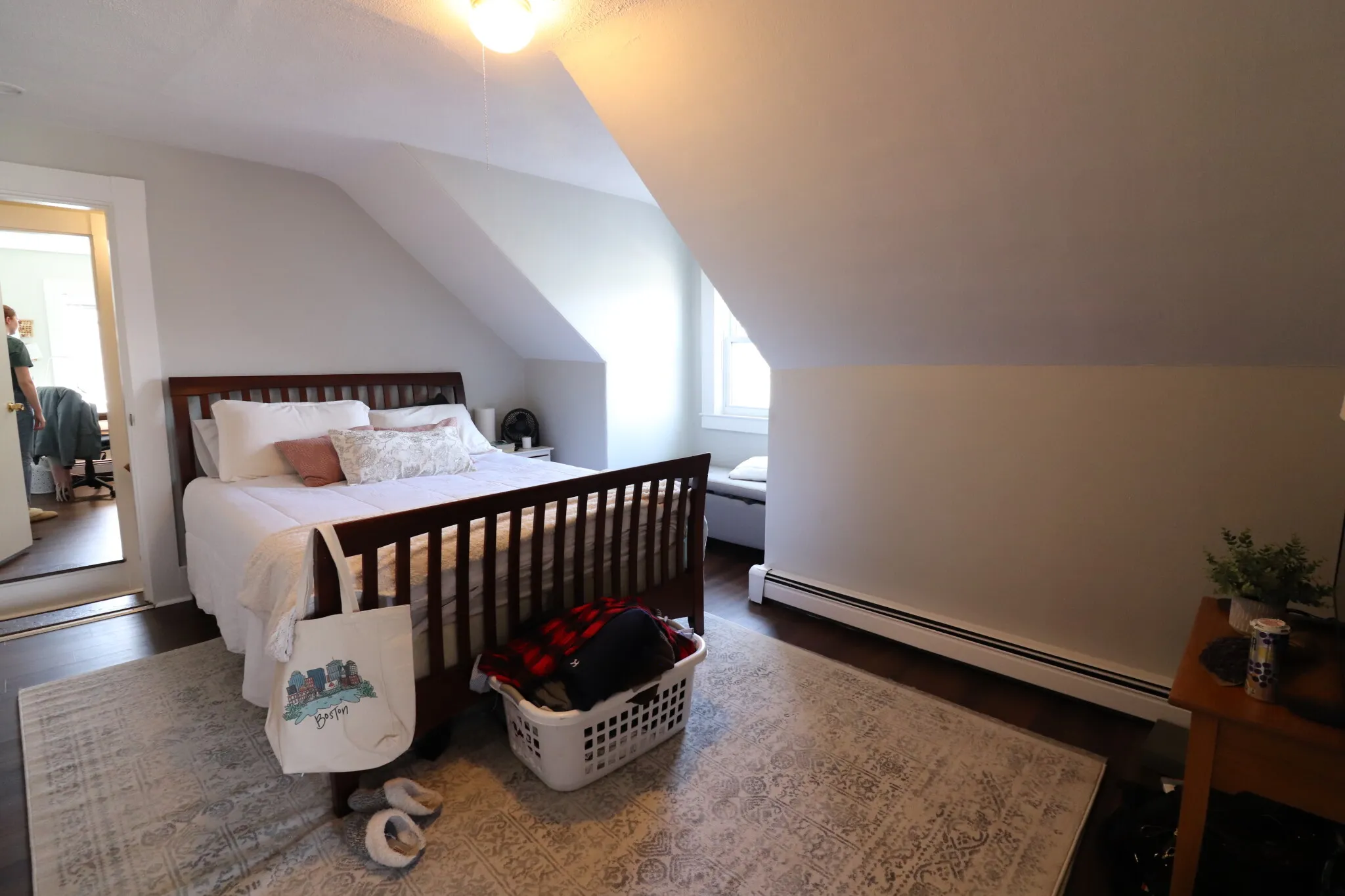 3 bed, 1 bath apartment for rent at 29 Mckenn St Unit 02, The Chemistry — photo 13 of 18